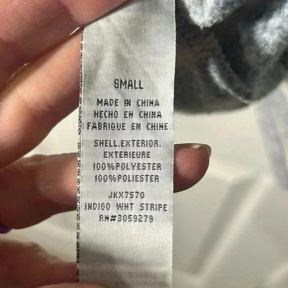 Thread & Supply indigo & white stripped 1/4 zip pullover sweatshirt. Size small - Picture 8 of 9